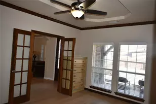 4831 King Harbor Ct, Grand Prairie, TX 75052 - Photo 19