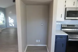 650 Deborah Ct, Burleson, TX 76028 - Photo 9