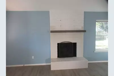 650 Deborah Court, Burleson, TX 76028 - Photo 17