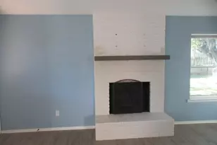 650 Deborah Ct, Burleson, TX 76028 - Photo 17