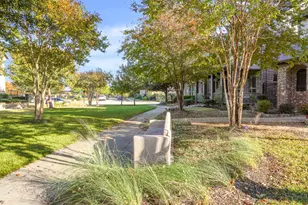 1229 Harris Hawk Way, Arlington, TX 76005 - Photo 33