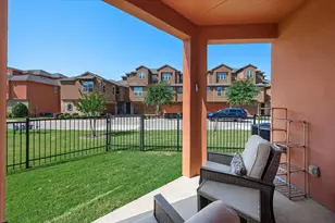 2685 Venice Dr, Grand Prairie, TX 75054 - Photo 17