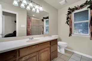 702 Lark Ln, Oak Leaf, TX 75154 - Photo 25