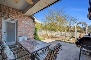 702 Lark Ln, Oak Leaf, TX 75154 - Photo 5