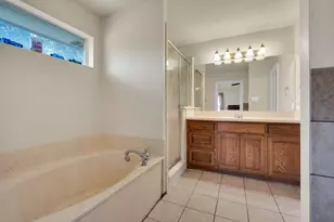 702 Lark Ln, Oak Leaf, TX 75154 - Photo 29