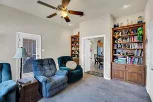 702 Lark Ln, Oak Leaf, TX 75154 - Photo 19