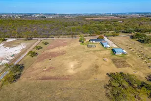 2201 County Rd 920, Crowley, TX 76036 - Photo 7