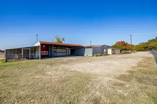 2201 County Rd 920, Crowley, TX 76036 - Photo 39