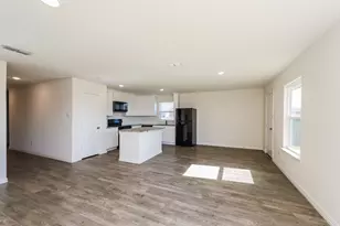 2027 Clay St, Mabank, TX 75147 - Photo 5