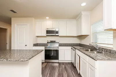 2034 Clay Street, Mabank, TX 75147 - Photo 7