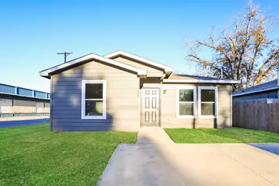 700 E Pecan Avenue, Waco, TX 76704 - Photo 1