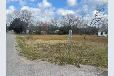 404 E Grayson Street, Leonard, TX 75452 - Photo 3