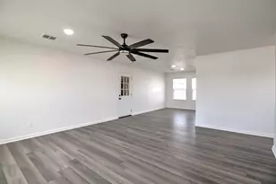 718 Arapaho Dr, Tioga, TX 76271 - Photo 11