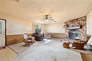 605 Valley View Dr, Brownwood, TX 76801 - Photo 3