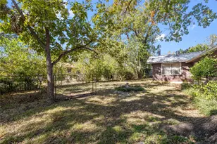 605 Valley View Dr, Brownwood, TX 76801 - Photo 29
