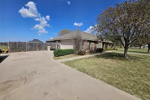 234 Tweetie Pie Ln, Abilene, TX 79602 - Photo 3