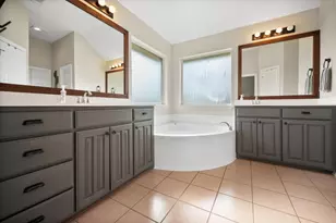 9937 Calf Meadows Ln, Fort Worth, TX 76126 - Photo 23