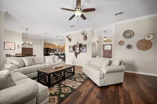 9937 Calf Meadows Ln, Fort Worth, TX 76126 - Photo 13