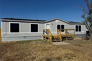 5809 Black Springs Ln, Joshua, TX 76058 - Photo 3