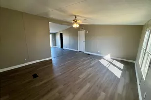 5809 Black Springs Ln, Joshua, TX 76058 - Photo 9