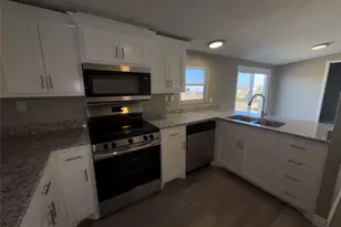 5809 Black Springs Ln, Joshua, TX 76058 - Photo 7