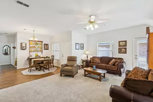 111 Royal Crest Ct, Red Oak, TX 75154 - Photo 7