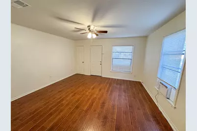 1326 W Shepherd Street, Denison, TX 75020 - Photo 11