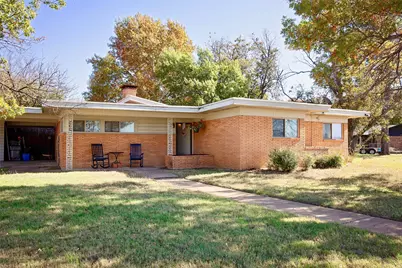 1400 Brazos St, Graham, TX 76450 - Photo 3