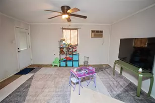 1400 Brazos St, Graham, TX 76450 - Photo 19