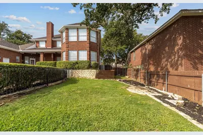 3001 Forestwood Drive, Arlington, TX 76006 - Photo 37