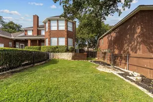 3001 Forestwood Dr, Arlington, TX 76006 - Photo 37