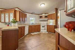 234 W Acres Rd, Gun Barrel City, TX 75156 - Photo 9