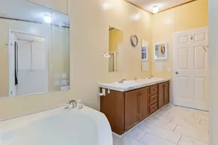 234 W Acres Rd, Gun Barrel City, TX 75156 - Photo 25