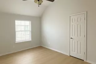 4502 Warbler Ln, Garland, TX 75043 - Photo 27