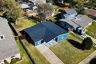 703 E Daugherty Dr, Garland, TX 75041 - Photo 19