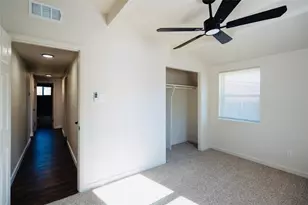 703 E Daugherty Dr, Garland, TX 75041 - Photo 17