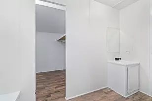 403 Skyline Dr, Granbury, TX 76048 - Photo 9