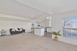 403 Skyline Dr, Granbury, TX 76048 - Photo 3