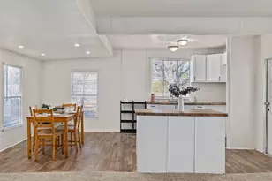 403 Skyline Dr, Granbury, TX 76048 - Photo 5