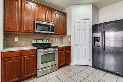 1922 High Meadow Street, Glenn Heights, TX 75154 - Photo 11