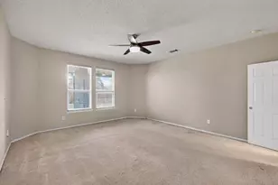 2318 Hillgrove Ct, Mansfield, TX 76063 - Photo 9