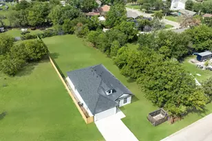 3325 Howard St, Fort Worth, TX 76119 - Photo 27