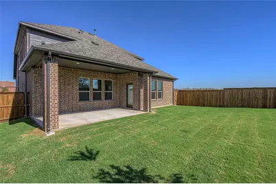 613 Brazos Drive, Van Alstyne, TX 75495 - Photo 5