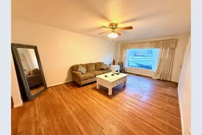 1611 Live Oak Street, Goldthwaite, TX 76844 - Photo 5