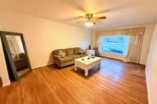 1611 Live Oak St, Goldthwaite, TX 76844 - Photo 5