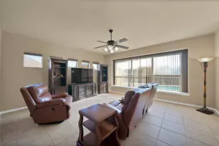 1105 Killian Dr, Mansfield, TX 76063 - Photo 11