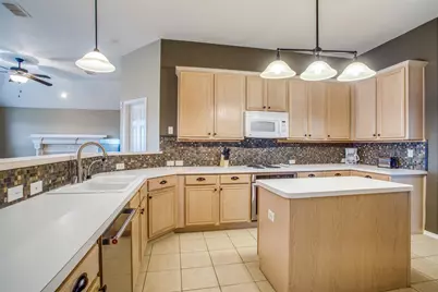 3811 Strattford Drive, Frisco, TX 75035 - Photo 9