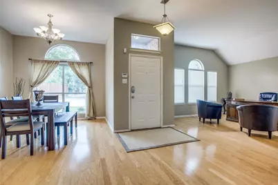 3811 Strattford Drive, Frisco, TX 75035 - Photo 5