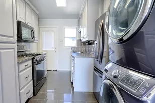 2222 Houston St, Grand Prairie, TX 75050 - Photo 5