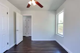 2222 Houston St, Grand Prairie, TX 75050 - Photo 17